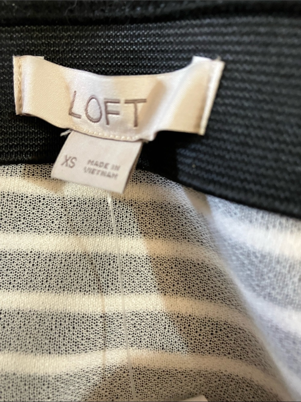 Loft Women’s Black & White Striped XS NWT Midi Pencil Pull on Skirt - Picture 5 of 8